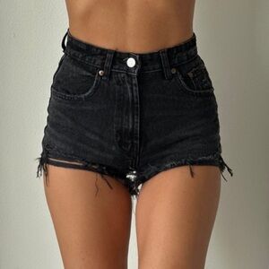 ZARA BLACK DENIM JEAN SHORTS